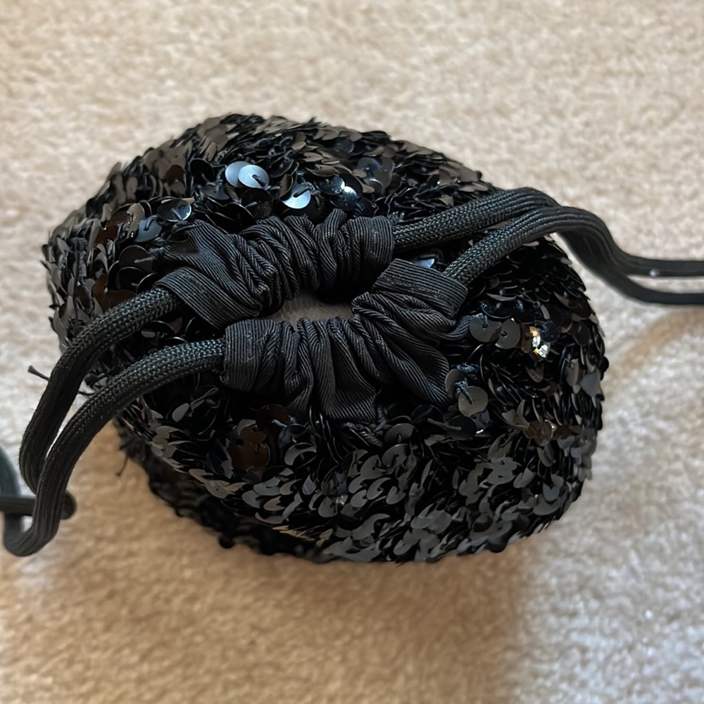 Black Sequined Round Drawstring Wristlet Bag - image 3